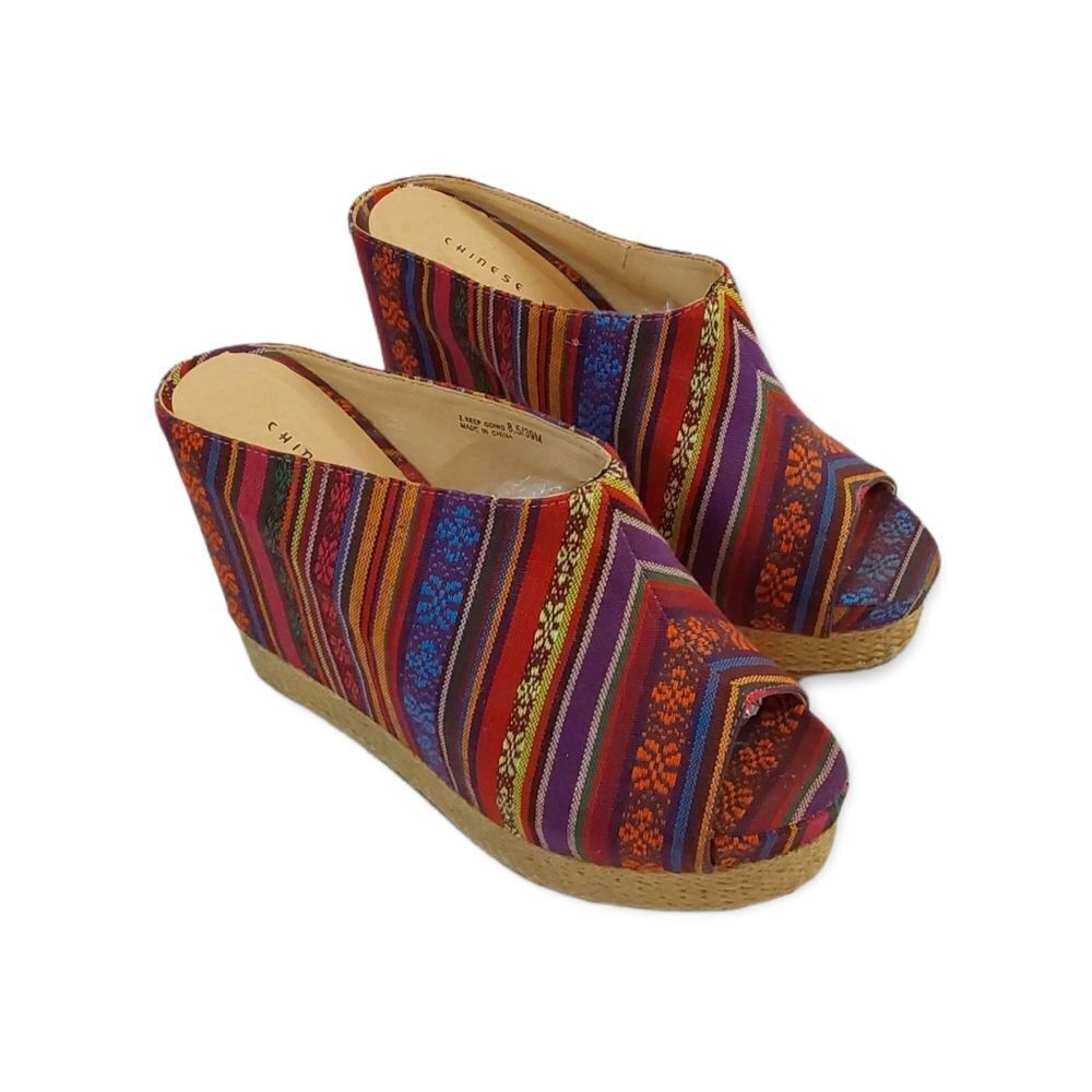 Chinese  Laundry Women's Z keep going Striped Wedge Platform Toe Shoes.Size 8.5.